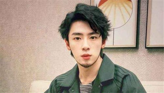 高天鹤解约