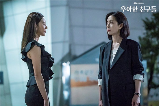 《优雅的朋友们》又一个女性公敌！小三登场就开撩：我很想你