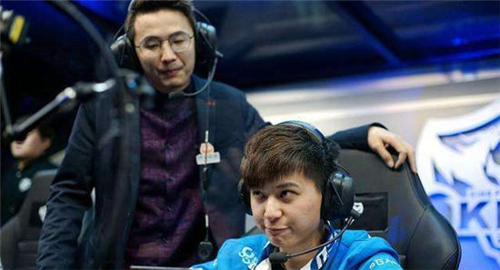 寒夜教练游戏日常 寒夜教练什么水平