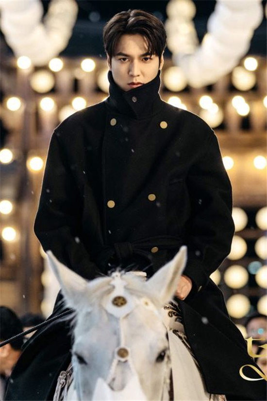 2020上半年韩剧观众人数榜单TOP 8：《The King：永远的君主》李敏镐、金高银
