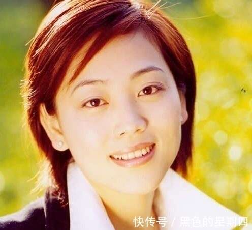劳春燕近照，她是央视女神，丈夫是报刊总编，两人都是高考状元