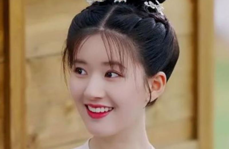 乐嫣2.jpg
