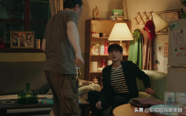 为什么大家要看白敬亭的《八零九零》?这三个看点,不容错过